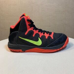 Nike Basketball Sneakers Without a Doubt Black/Crimson Boys Size 3Y